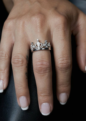 Ring - Crown Ring With CZ Diamonds